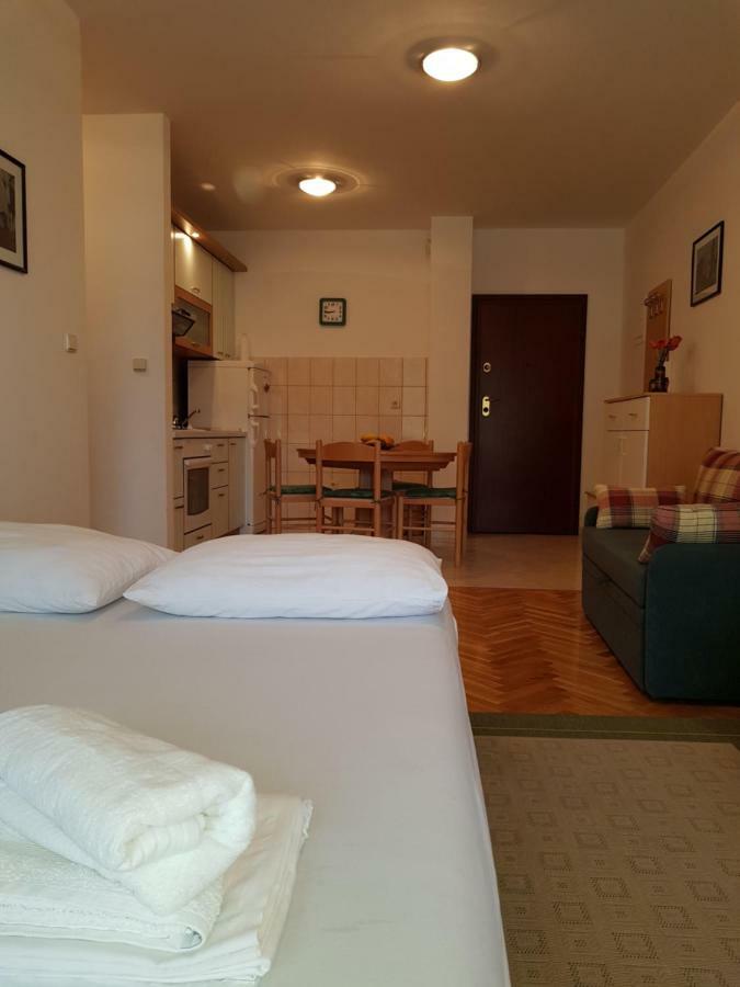 Apartment Smile Baška Voda Eksteriør bilde
